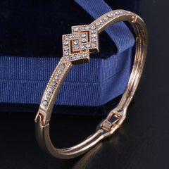 12 Styles Love Heart Bracelets Screw Bangles Women Stainless Steel Bracelet Bangle Inlay Rhinestone Gold Silver Jewelry Gift